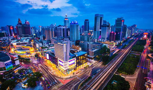 盛松成：被疫情重创的服务业，仍肩负中国经济未来