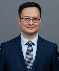 肖  翔