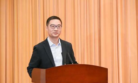 宁咏-1.jpg